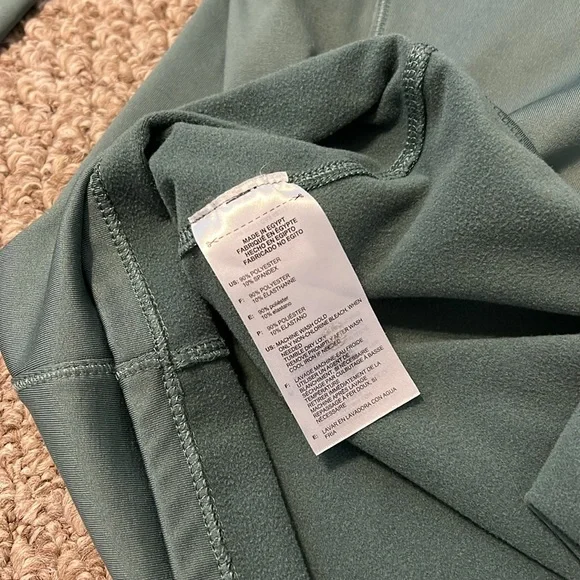 Women’s Green Adidas Golf 1/4 Quarter Zip - Picture 12 of 12